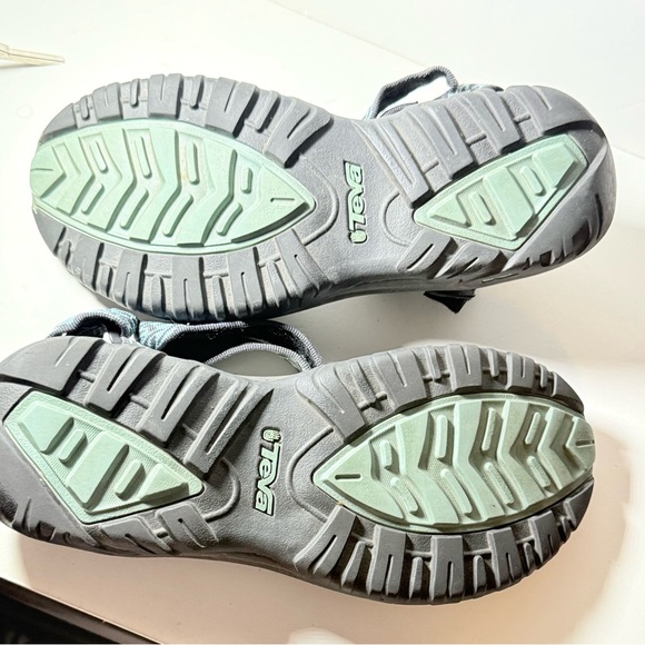 Teva Men's Black and Gray Sandals - Picture 4 of 6